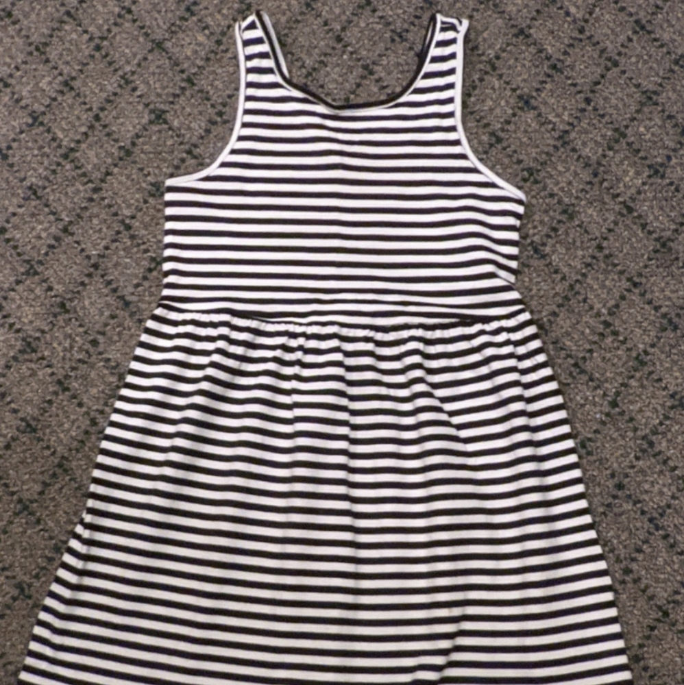 Old Navy girls sz 6-7 dress